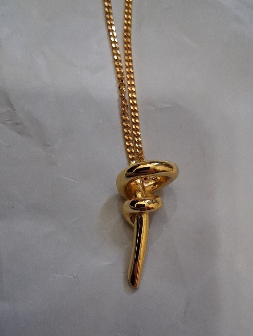 Filo Gold Knot Twist Pendant Necklace